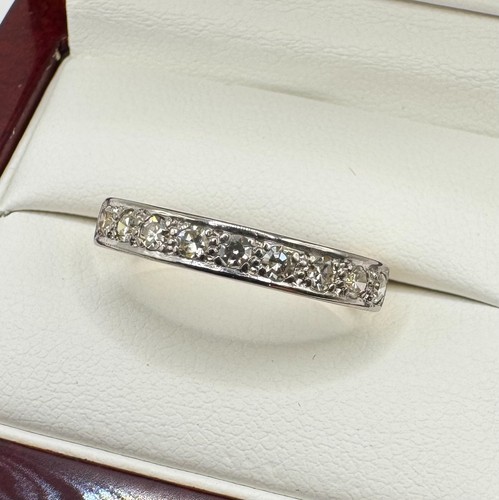 18ct gold 32ct diamond - 18ct,