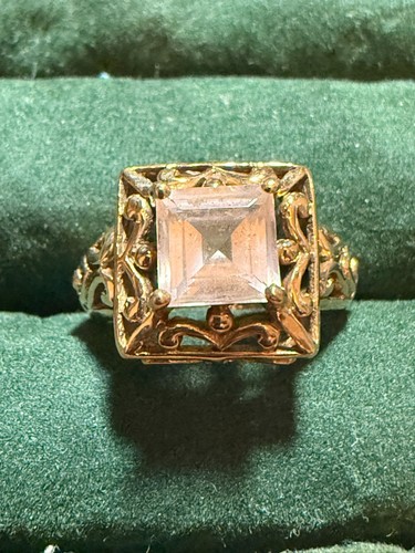 Morganite 9ct yellow gold ring