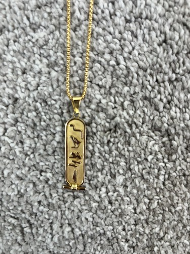 Yellow carat gold - yellow,