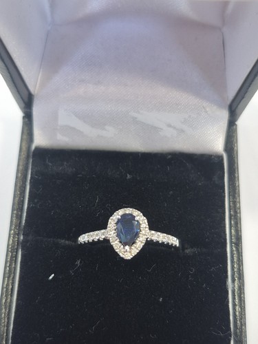 18ct 750 sapphire diamond - 18ct/750, &