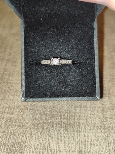 White gold diamond ring - gold,