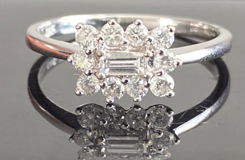 9ct white gold diamond - , cluster