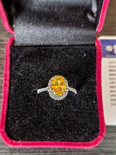 Oval yellow sapphire - oval,