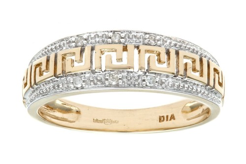 9ct yellow gold diamond ring - 9ct,