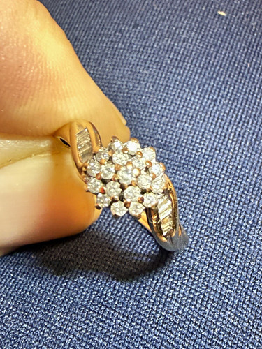 Yellow gold diamond cluster - gold,