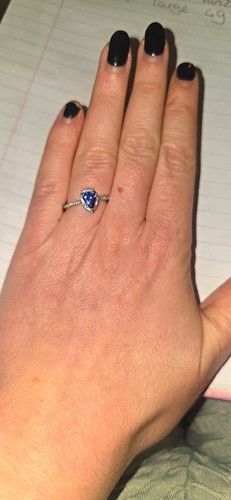14ct white gold tanzanite - 14ct,
