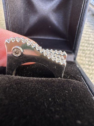 Carat white gold and diamond - carat,