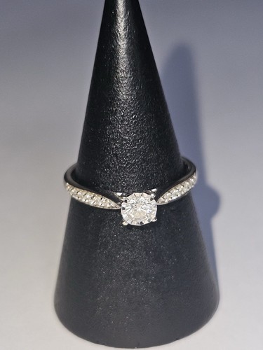 White gold diamond ring - white,