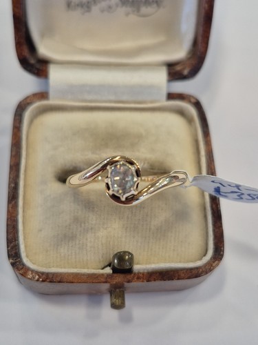 9ct rose cut diamond - 9ct, "
