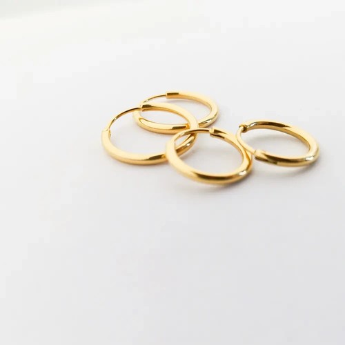 9ct gold sleeper - 9ct, earrings