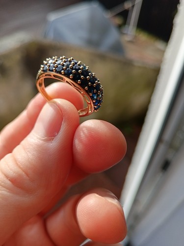 9ct sapphire ring pre - , owned
