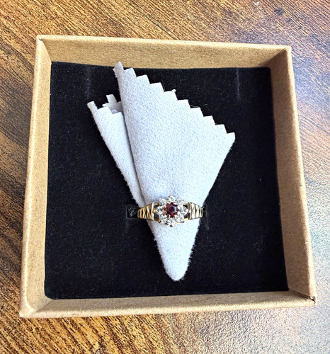 1986 vintage 9ct gold wyatt - 9ct,